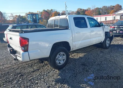 2023 Toyota Tacoma Sr V6 z USA, uszkodzony, nr VIN 3TMCZ5AN3PM652855